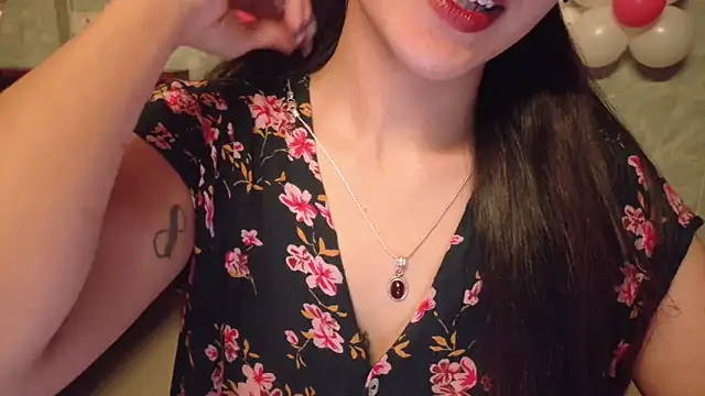 MidnightFlame Chat XXX in diretta