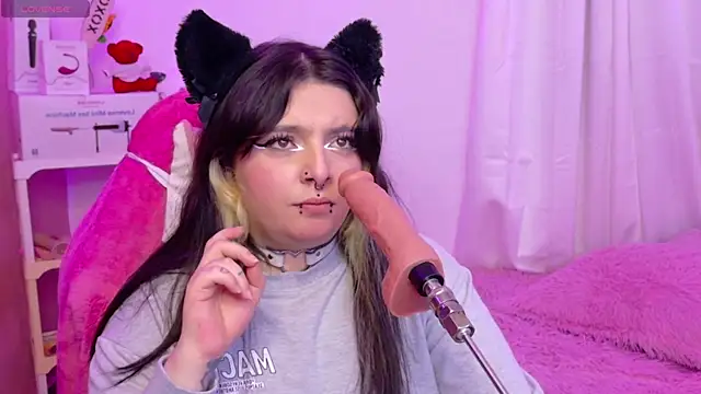 Sachi_Meow লাইভ XXX চ্যাট