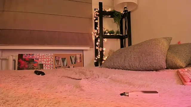 Онлайн чат XXX DaisyPillow