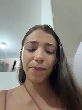 Hall_16's Live XXX Chat