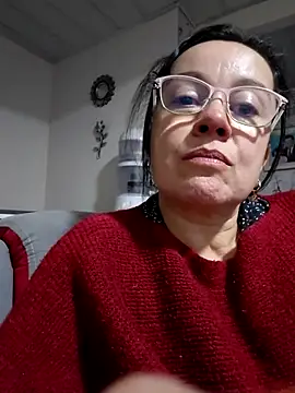 Chatroom XXX en direct de Sonialorens_