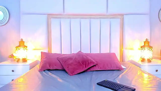 XXX chat uživo modela LaylaaDoll