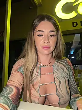 IsabellaEtthan Chat XXX live