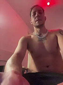 TitanNoir Chat XXX live