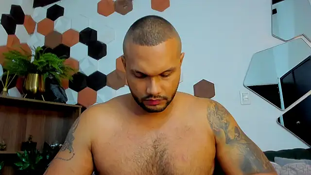 CharlieGrifinX Chat XXX in diretta