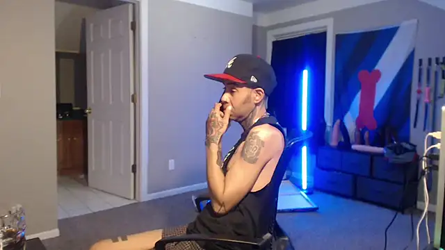 Michigan9000 Chat XXX in diretta