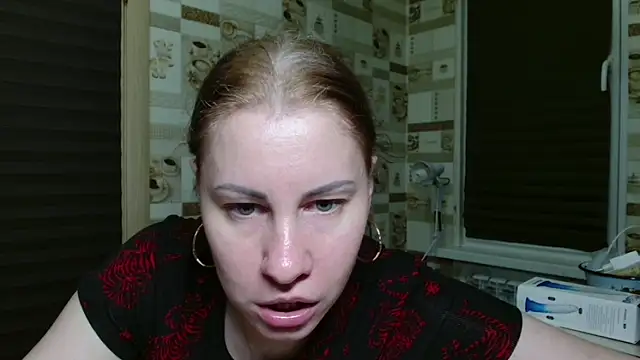 Онлайн чат XXX TherestlessKitty