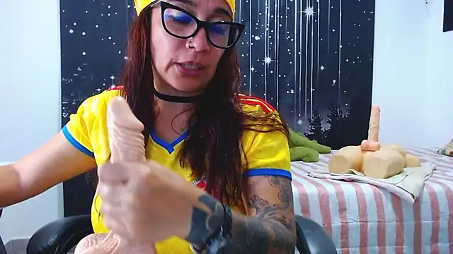 Hikaryfire's Live XXX Chat
