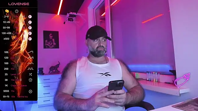 Živý XXX chat HAIR-MAN