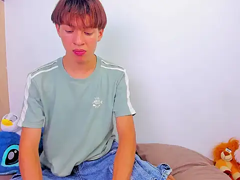 XXX chat uživo modela Ely_king
