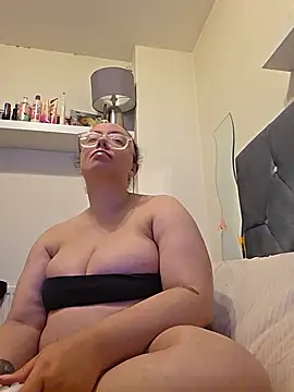 دردشة Princess__Peaches الجنسية المباشرة