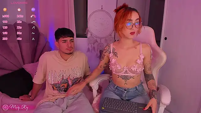 melodie_roy XXX чат на живо