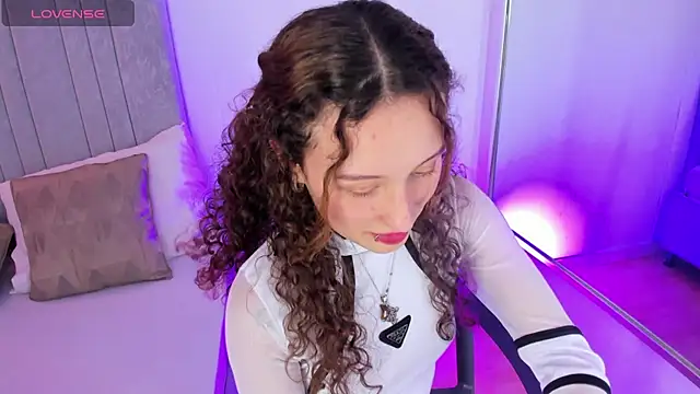 Martina_077 Chat XXX in diretta