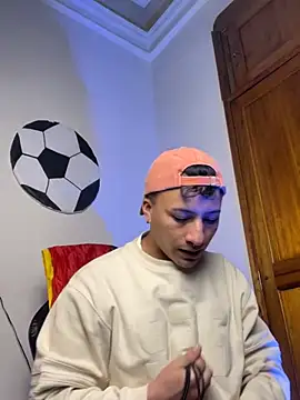 Chat +18 de Dereck_Klain ao vivo