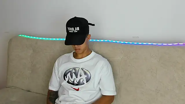 Chat XXX Live _Alex_Colton
