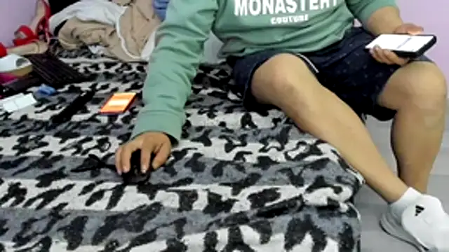 Tommy_sex79 Pertunjukan Webcam