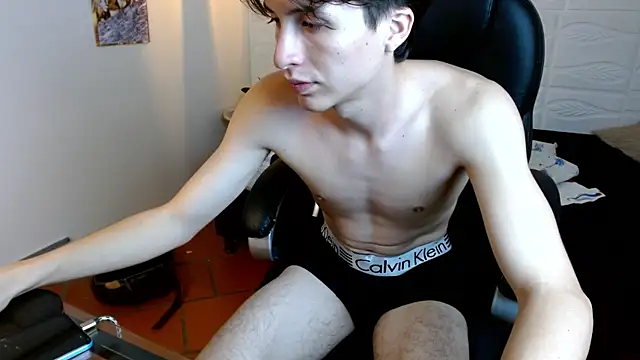 Chat XXX Live Marcoviolet