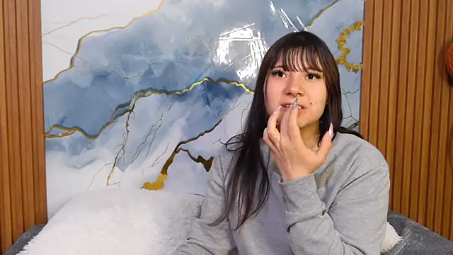 Chat +18 de Zulema_R1 ao vivo