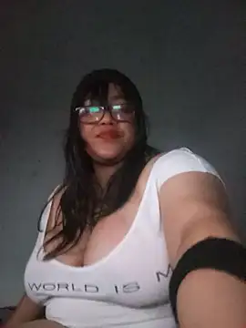 Chat +18 de Zesthney_WX ao vivo