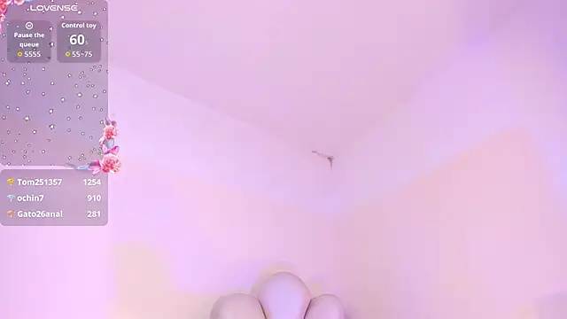XXX chat uživo modela SelenaRogers