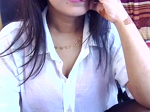 Noor_Zarin Adlı Modelin Canlı XXX Sohbeti