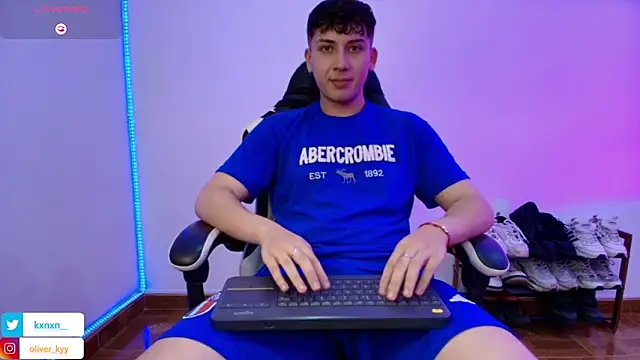OLIVER_K Live XXX-chat