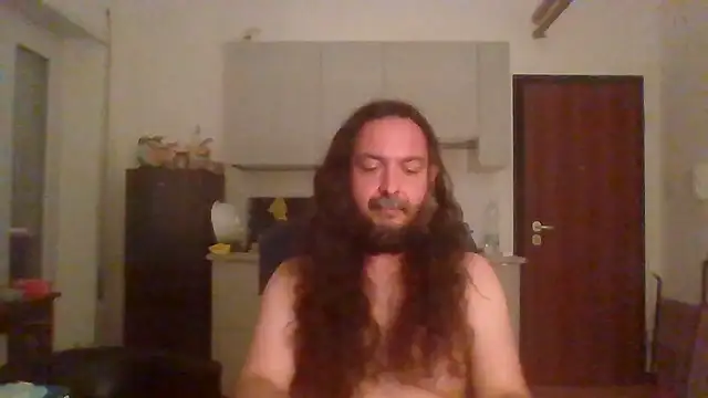 ulysses85 Live XXX-Chat