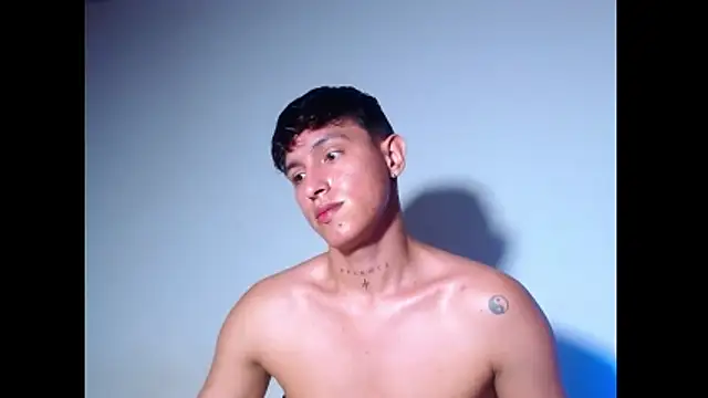 Онлайн чат XXX rowanbig