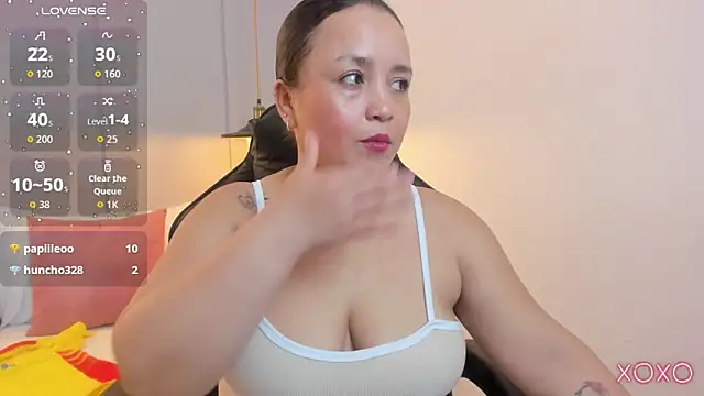linda_rios_'s Live XXX Chat