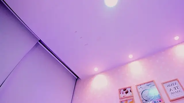 Nahia_Baker4's Live XXX Chat