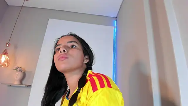 Chat XXX en directo de Roxy_Stonee