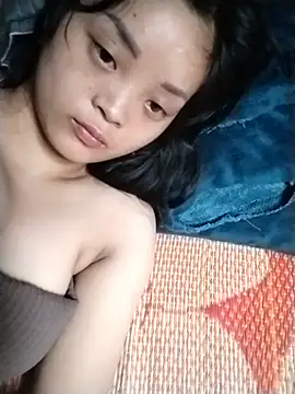 Traem-12 Live XXX Chat