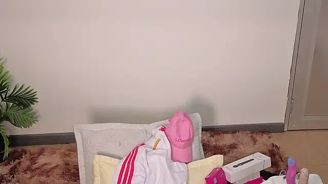 Iam_Issaa Adlı Modelin Canlı XXX Sohbeti