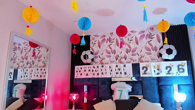 AmmyJones_'s Live XXX Chat