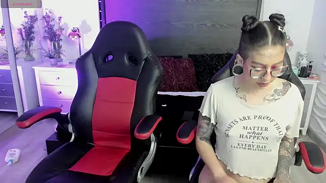 inkedsinners_ live XXX chat
