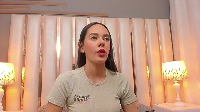 แชท XXX สดของ EmmyCruzZ