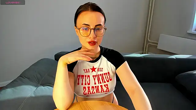 Chatroom XXX en direct de MewStella
