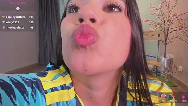 Chat XXX en directo de Anny-Cute