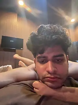 Vihaaanfucks Adlı Modelin Web Kamerası Şovu