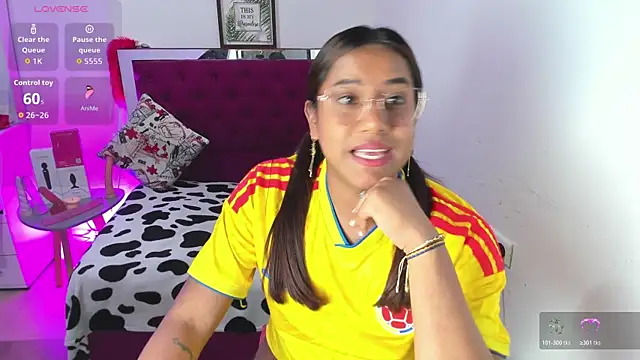 Chat +18 de Samantha__F_W ao vivo