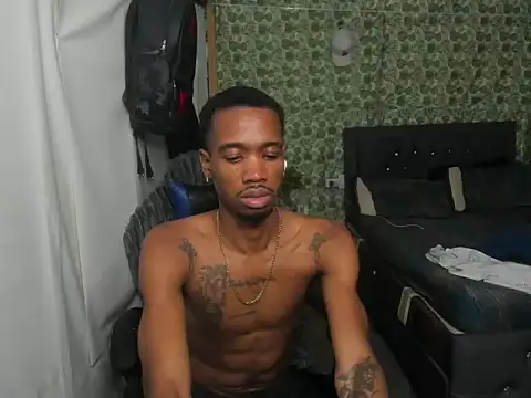 Kofi_exotic_2 Chat XXX live