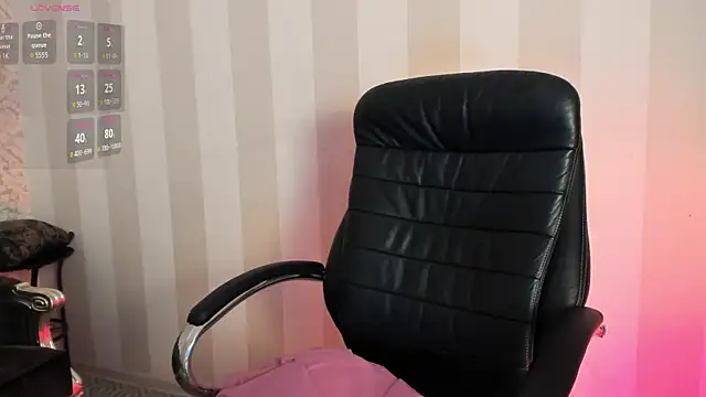CanabebeBev élő XXX-chatje