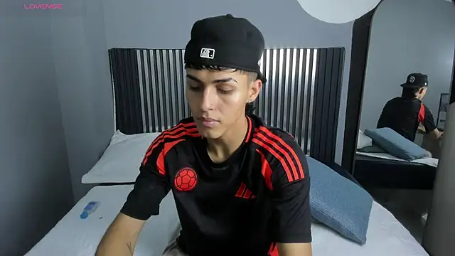 Axel_Mendozaa Live XXX-chat