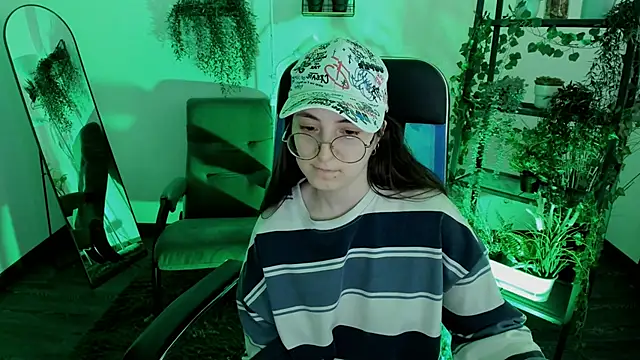 VirtuallVoyant XXX чат на живо