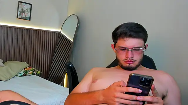 Chat +18 de Joan_Blake ao vivo