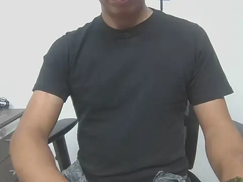 Živý XXX chat militar98Y15