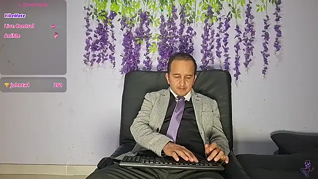 GreisyAndHazzan Chat XXX in diretta