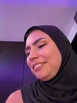 XXX chat uživo modela Darsha_Khemu