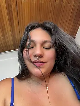 Emily_Gomezz's Live XXX Chat