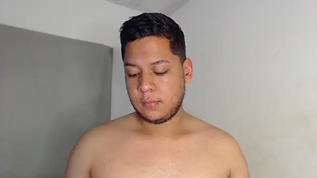 Chat +18 de nicolas_cr1 ao vivo